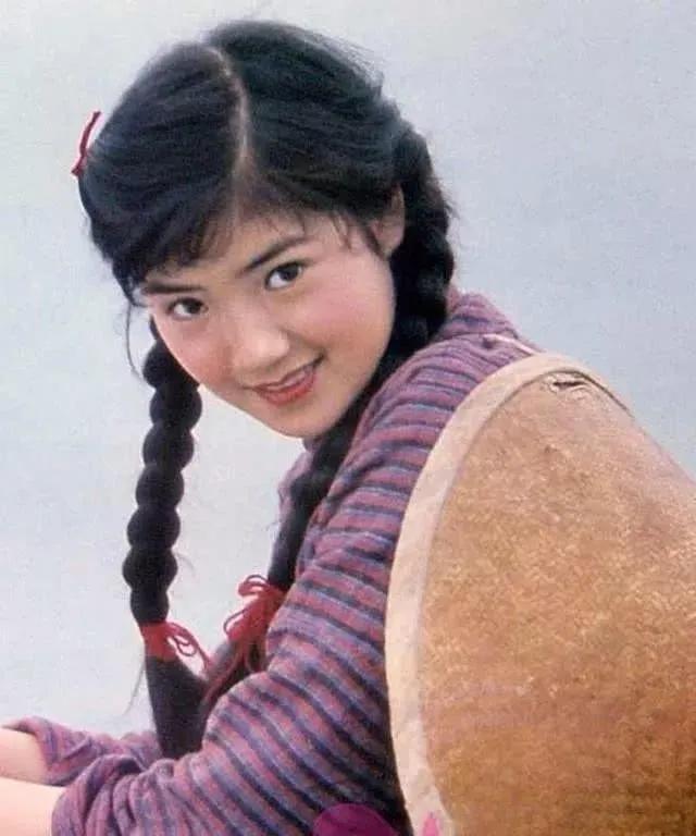 演员任冶湘:20岁一炮而红,嫁普通丈夫,如今咋样了?