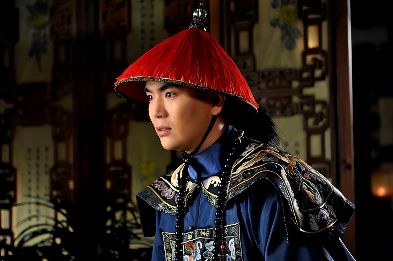 《甄嬛传》十位演员现状，多人已无人问津，有人塌房，有人被网暴