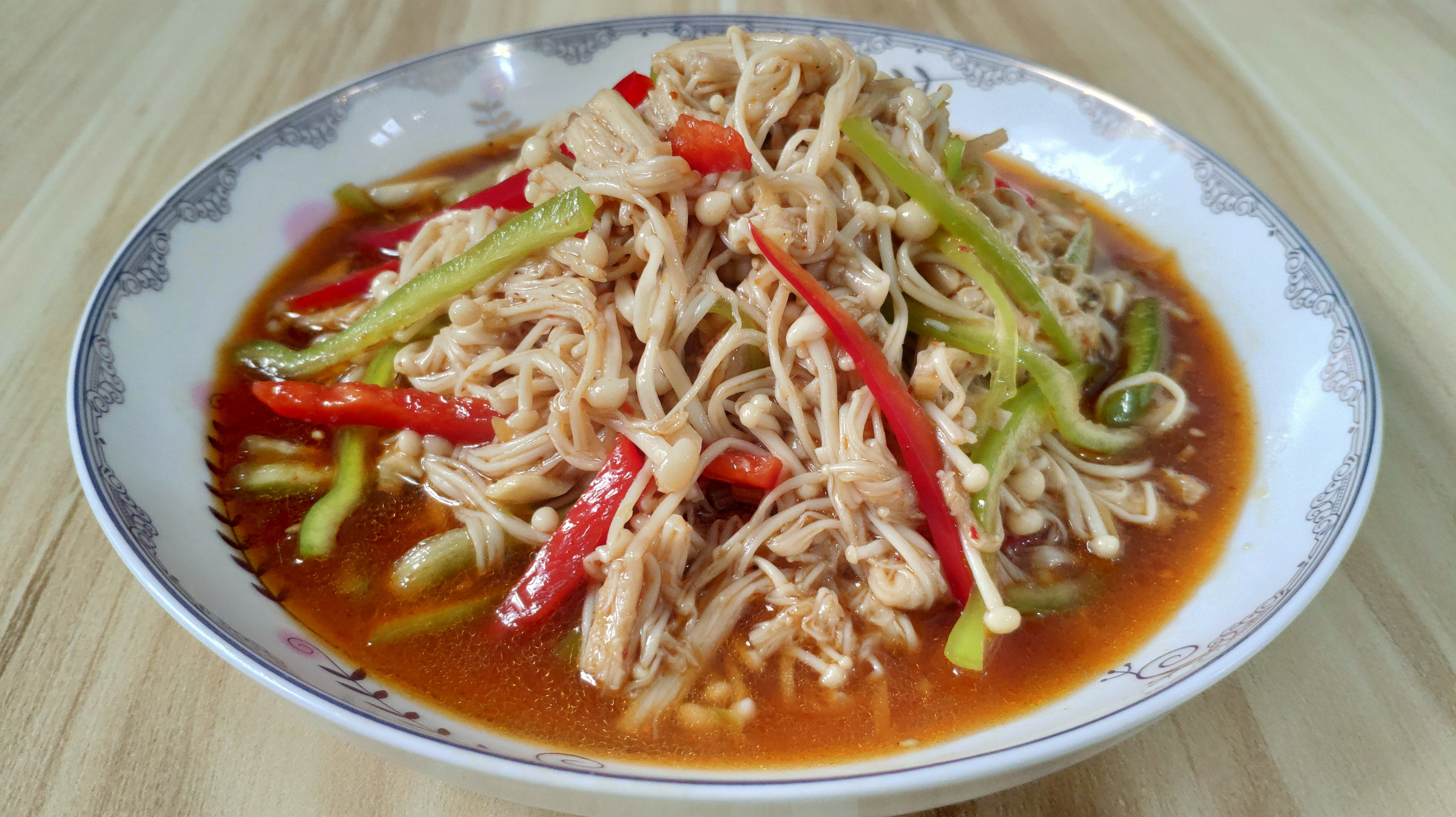 【金针菇凉拌莴笋】做法步骤图 营养美味 家人都喜-起舞食谱网