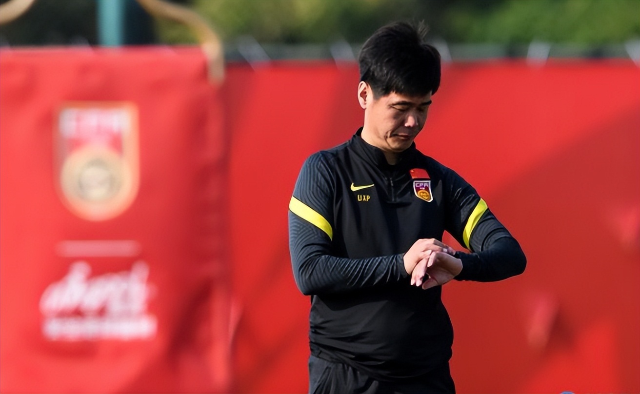 韩媒辱中国足球（大耻辱！韩媒疯狂嘲讽国足：扩军68队也进不了世界杯，董路闭嘴了）