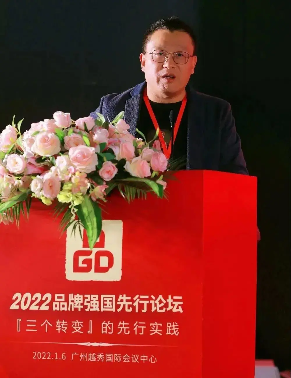 高端品牌的“无用之用”