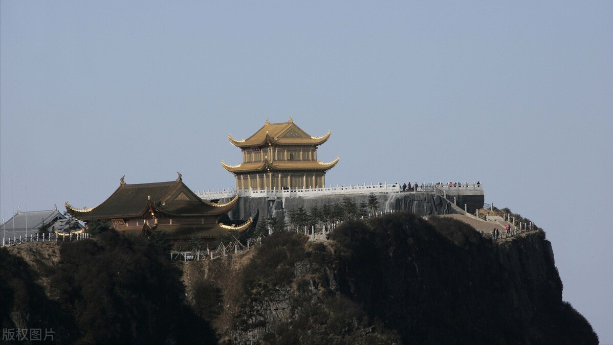 盘点全国10大求财最灵的寺庙，前仨歪果仁都喊真香，争着上头香