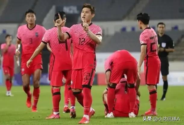 U17世界杯韩国四强对手(2-3！韩国队倒下，仅射6脚，双线溃败，目送死敌出线，国足欣慰)