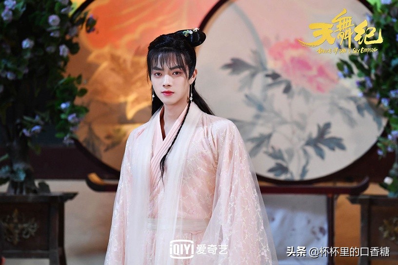 许凯古装角色4:许凯饰演《天舞纪》李玄