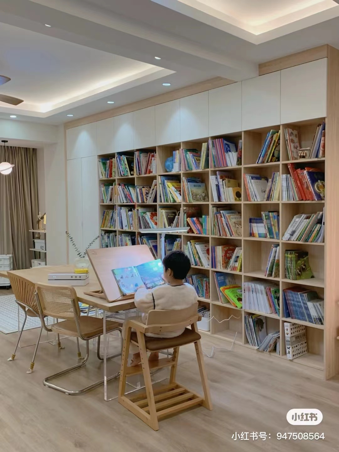 小户型也能有“室内游乐场”？拒绝鸡肋客厅，给娃满地打滚的自由