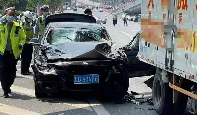 成本75元羽绒服标价上千！韩国知名品牌被罚【三分钟法治新闻全知道】