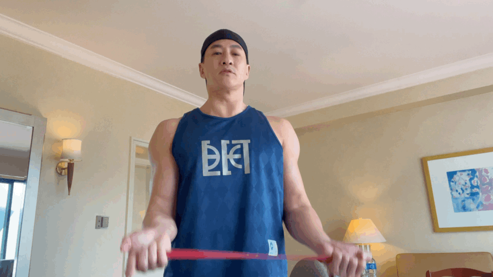 “表白”孙俪三度被拒、从当红沦为18线，他却依旧被封“男神”？