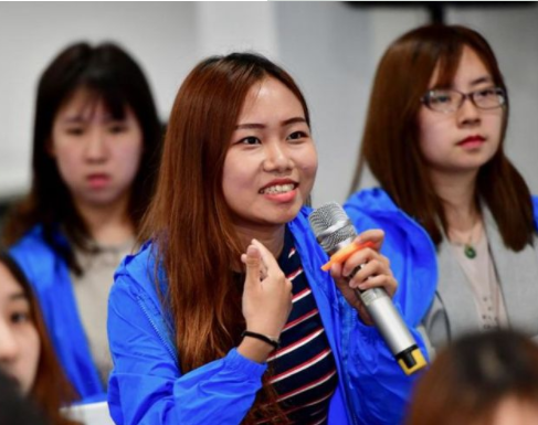 22岁刚上大学就感到很自卑，不是学生不努力，而是现实很无奈