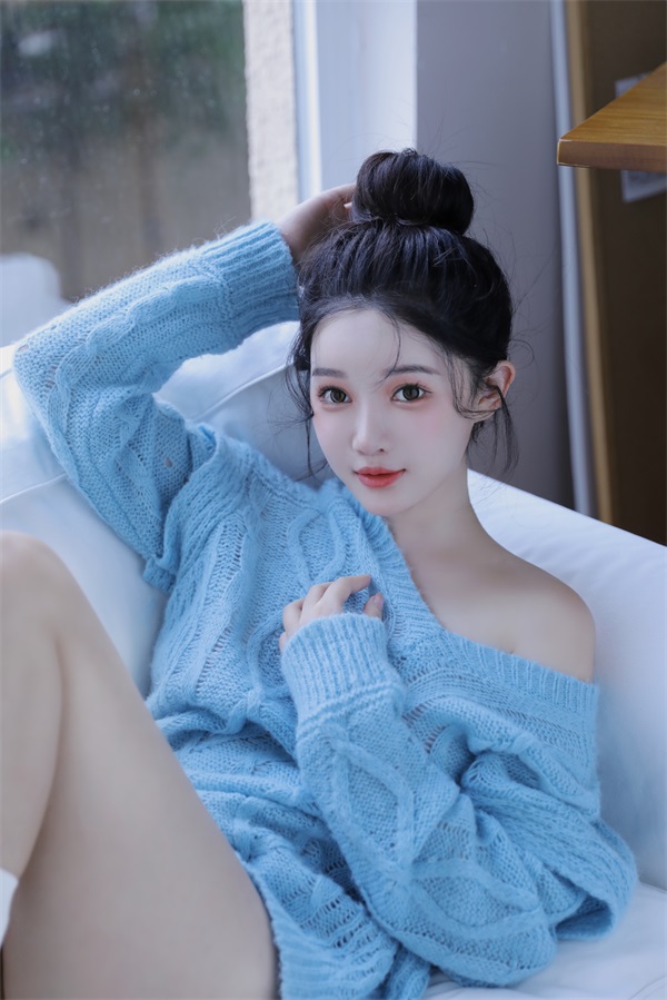 孙心娅闲暇生活照曝光 清纯甜美俏皮可爱