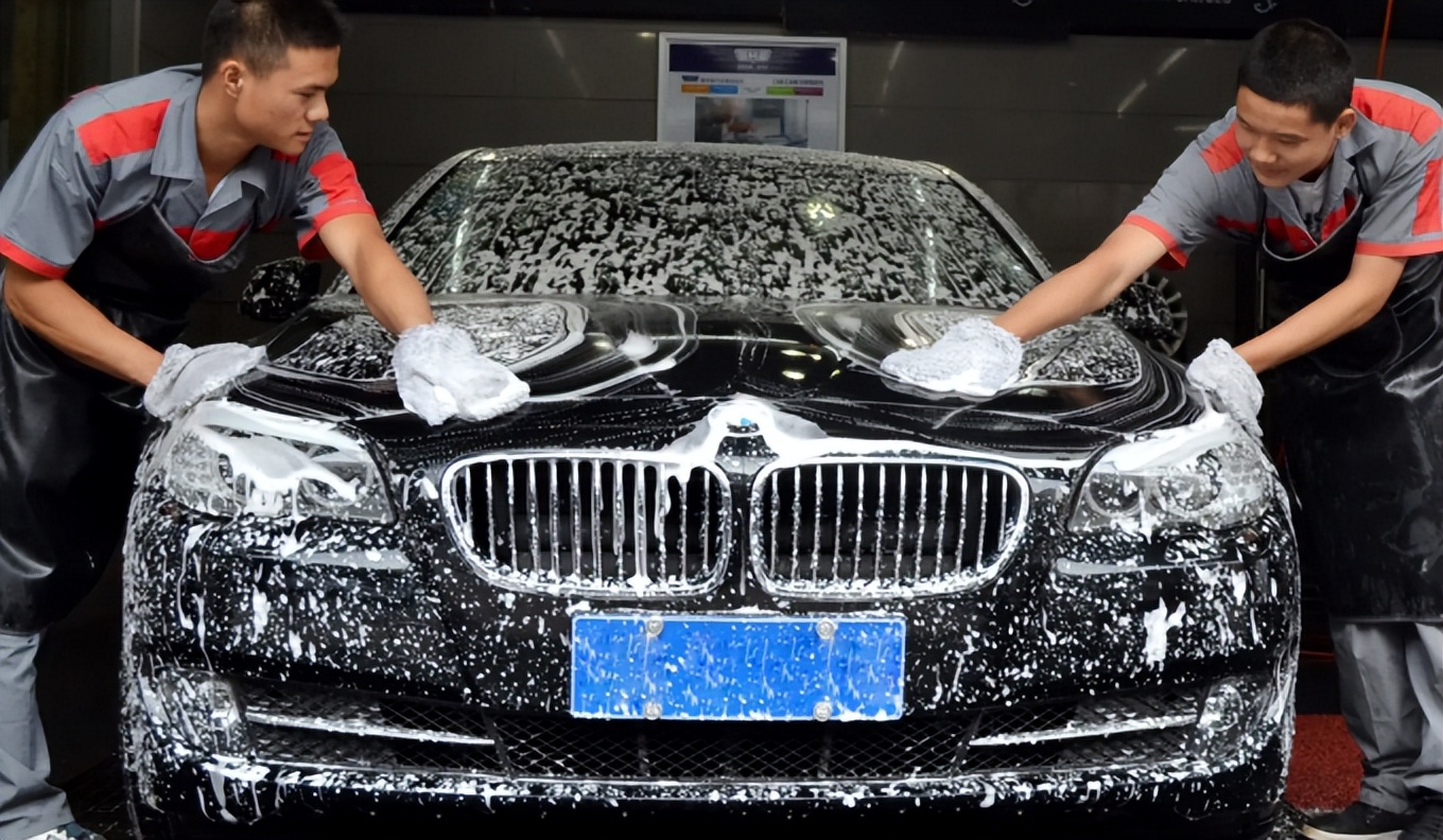 江苏老板开洗车店，利用“人性弱点”来营销，一年盈利368万