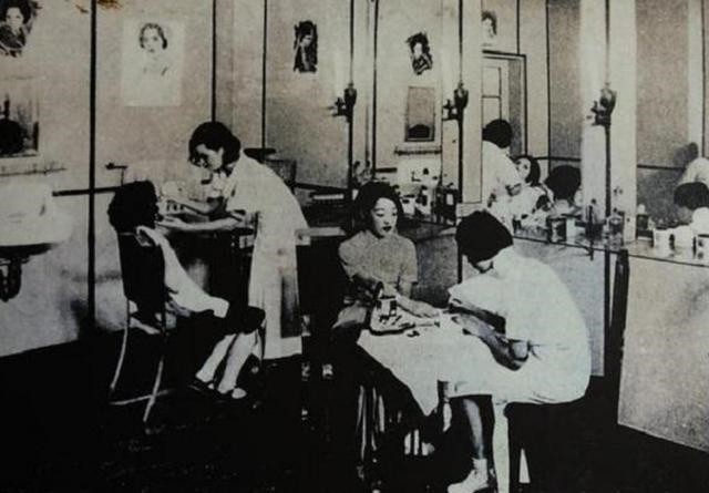 1977年，一女会计贪污4万包养7个情夫，最终被情夫举报枪毙