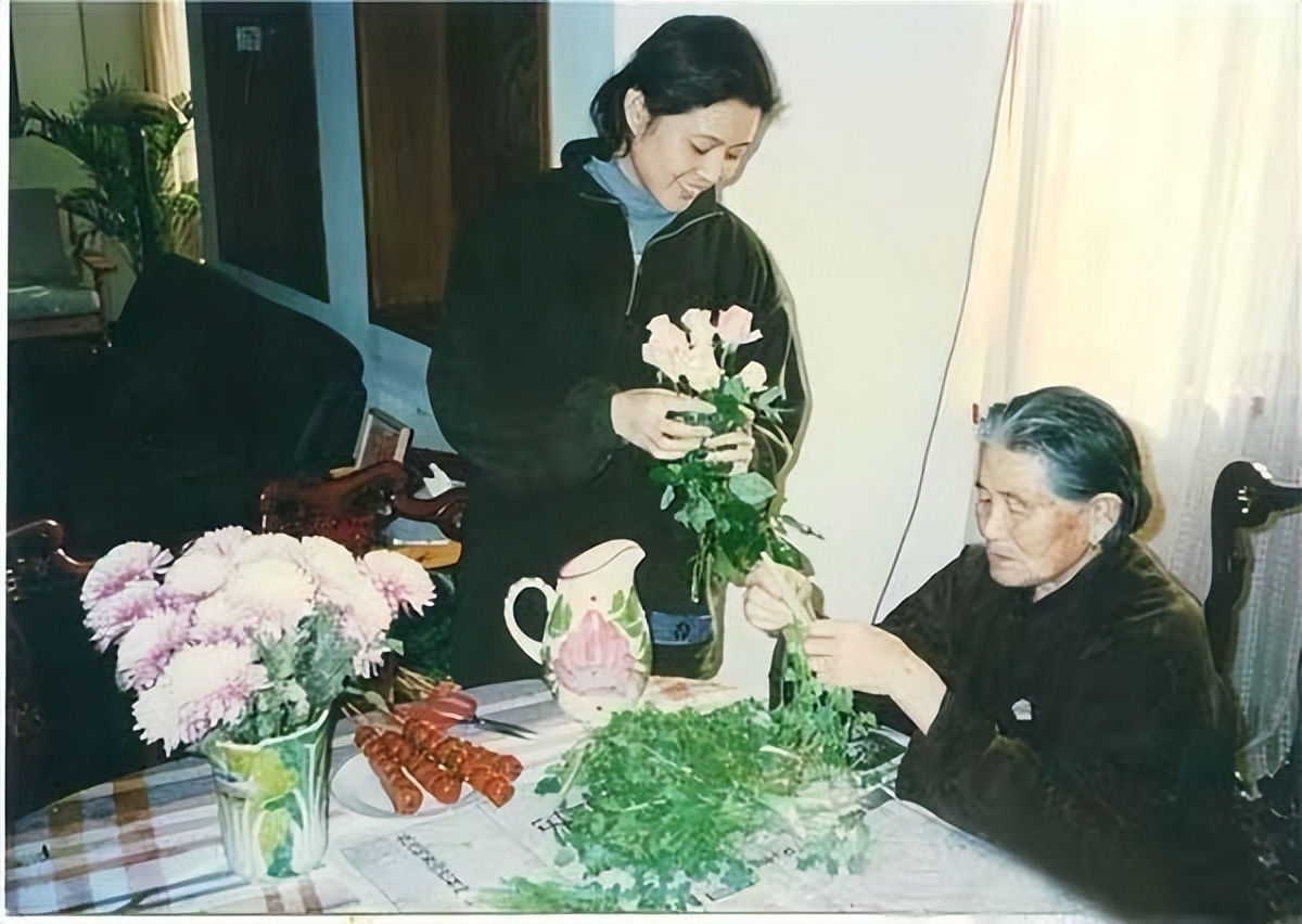 赵本山有多少情人(赵本山的梦中情人，结过3次婚，晚年直言来生不要父母孩子和婚姻)