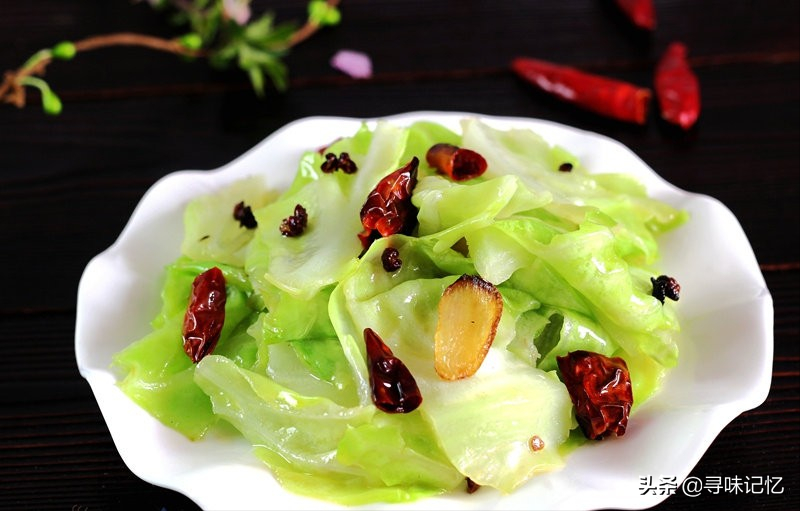 熗炒圓白菜,熗炒圓白菜的做法