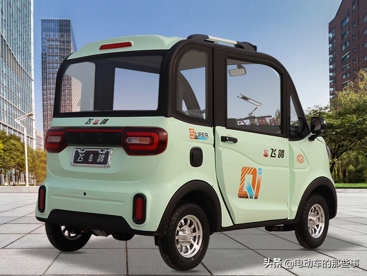 最低价7000元起，最高续航160公里，这2款电动四轮车，适合老年人