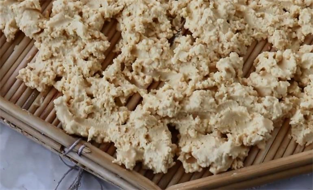 教你在家纯手工制作老酵子,学会后蒸馒头发面再也不用酵母粉了