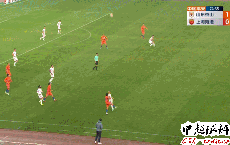 足球停球最厉害的球员（暴力美学！费莱尼中超再现1杂耍停球：对方2名球员全被弹开）