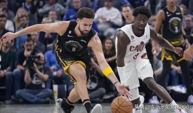 勇士骑士直播NBA（连场40+库里最后时刻连拿8分逆转锁胜局勇士106-101战胜骑士）