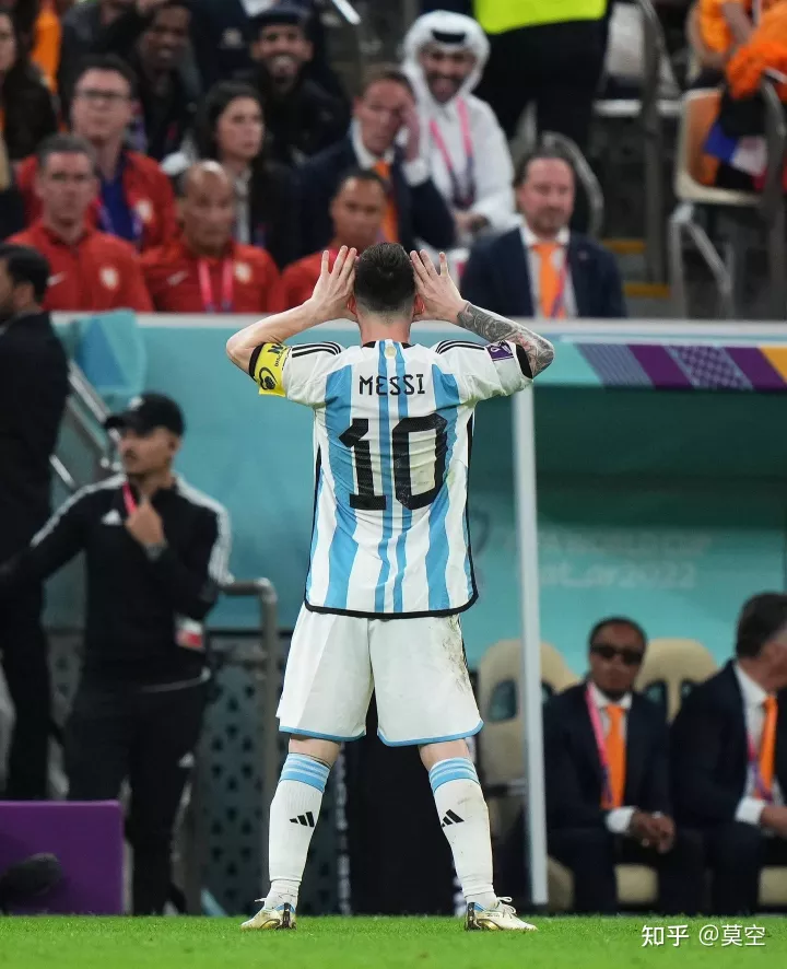 梅西为什么总拿世界杯（深度：有着球王梅西的阿根廷，到底怎样一步步走进世界杯决赛？）