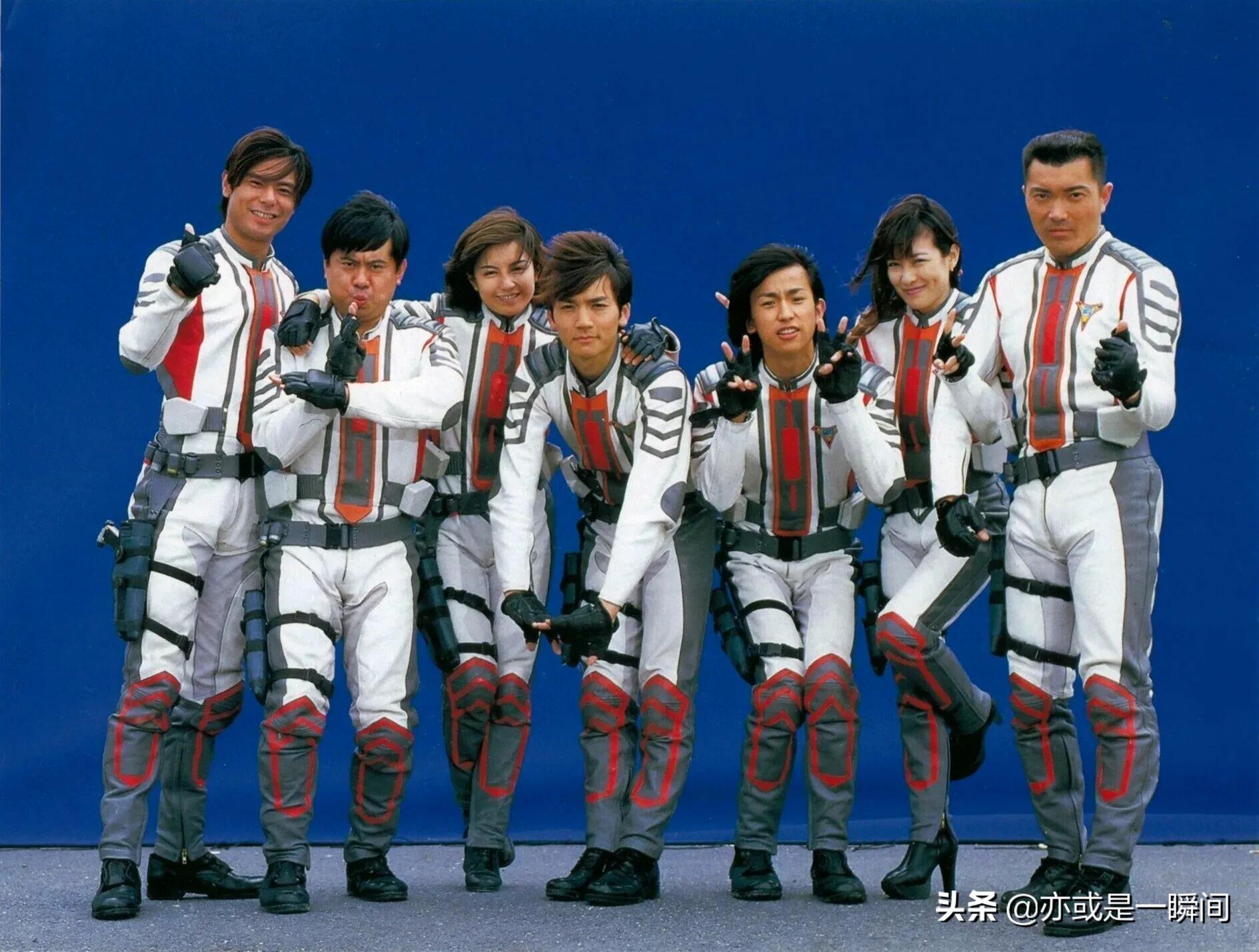 迪迦奥特曼大结局合照