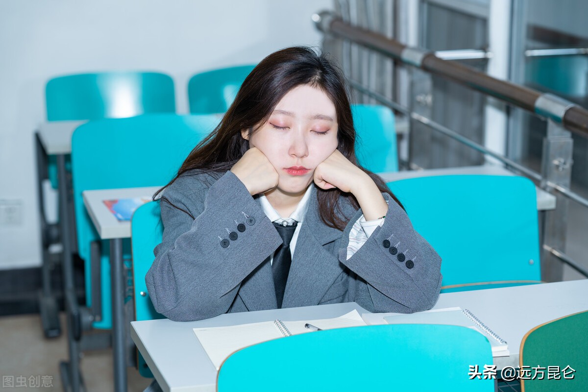 大学生就业难的原因是什么？一定要看懂国家趋势