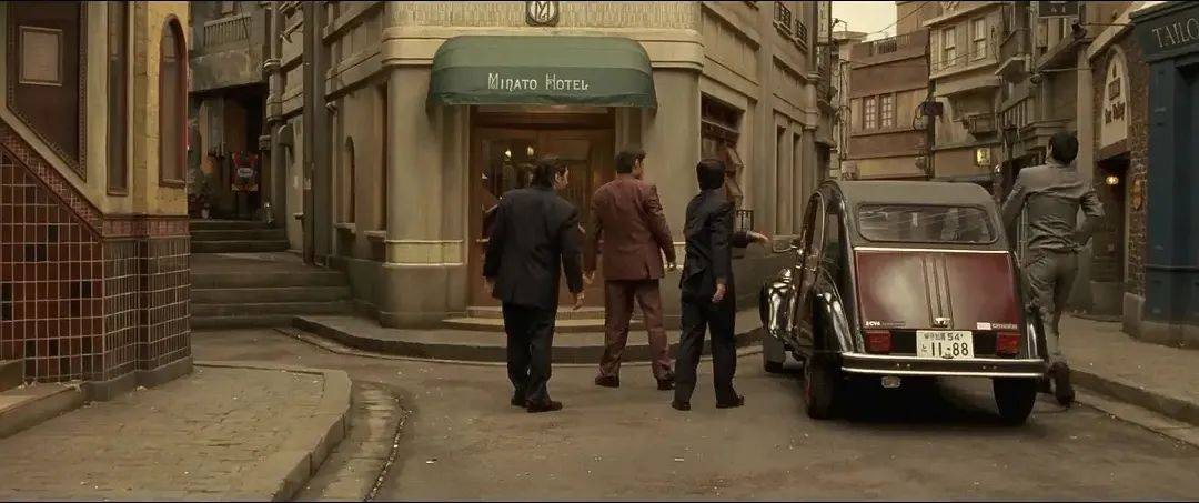 日本版“喜剧之王”，豆瓣高分《魔幻时刻》到底有多无厘头？