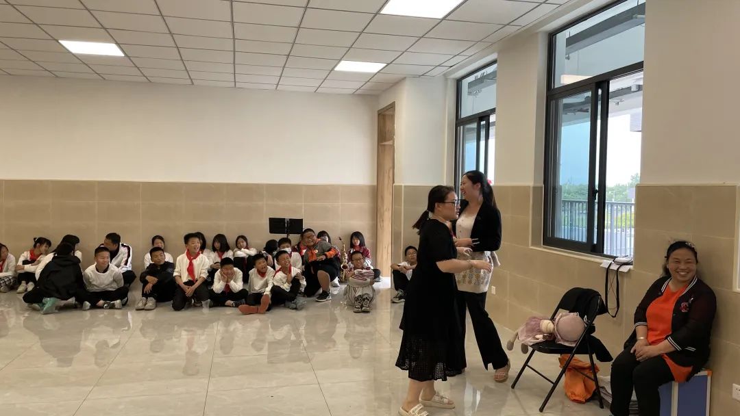 美在附小——记天府新区新兴中学附属小学开展第一届艺术节