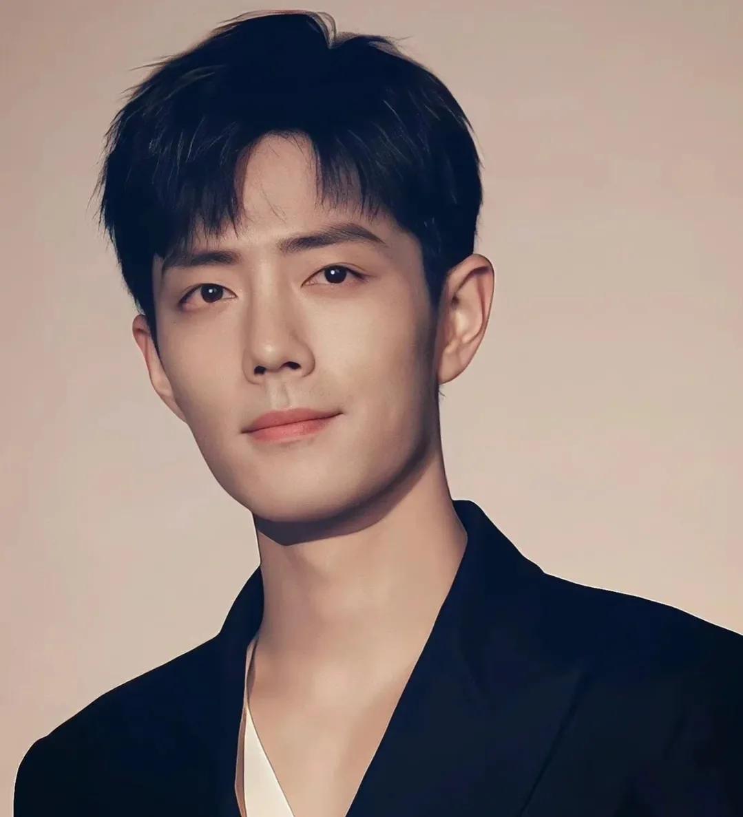 肖战/眼神太鲨我了