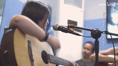 “我爱摇滚，我有病。”