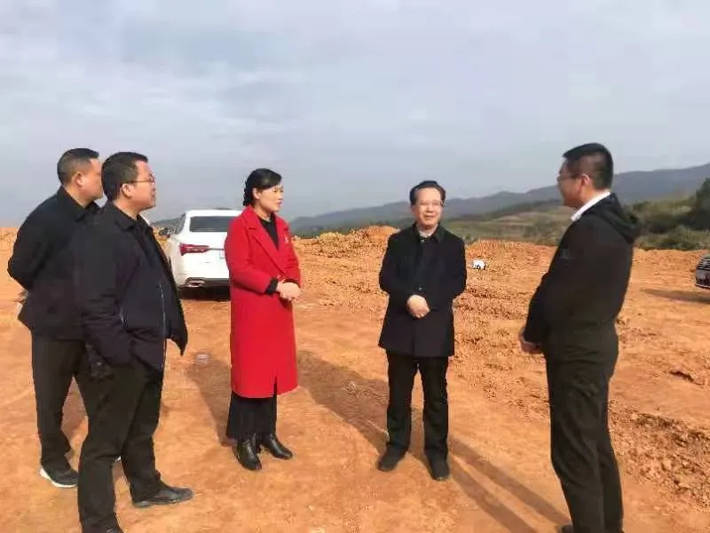 姜耀文深入中方县调研重点工业企业问题攻坚