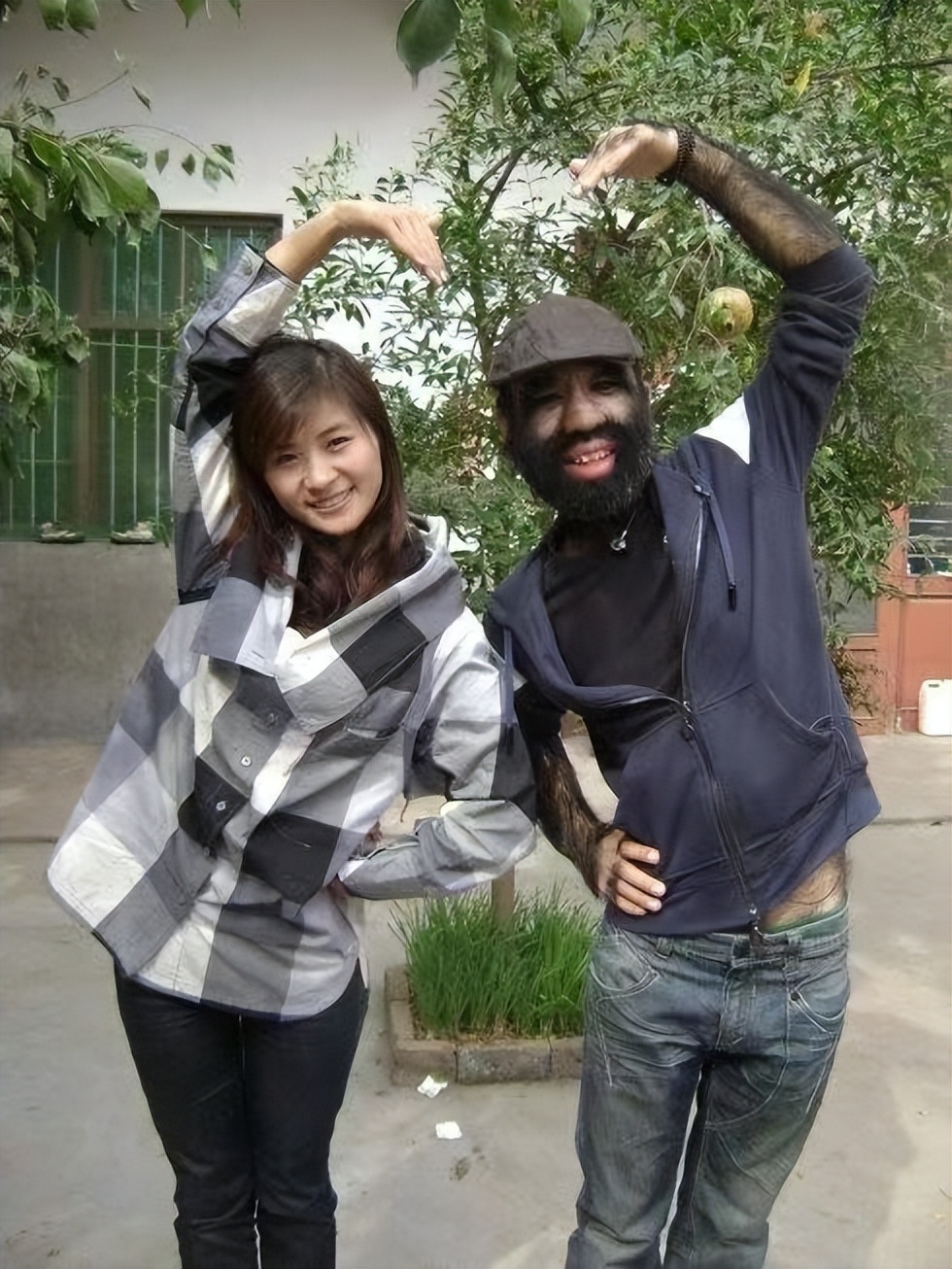 "毛孩"于震寰:曾有人花1000万包装他,三任女友一个比一个漂亮