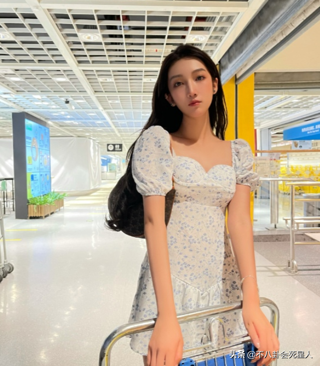 将大咖拉下神坛的“小女人”，从李雨桐到李靓蕾，都有一个共同点