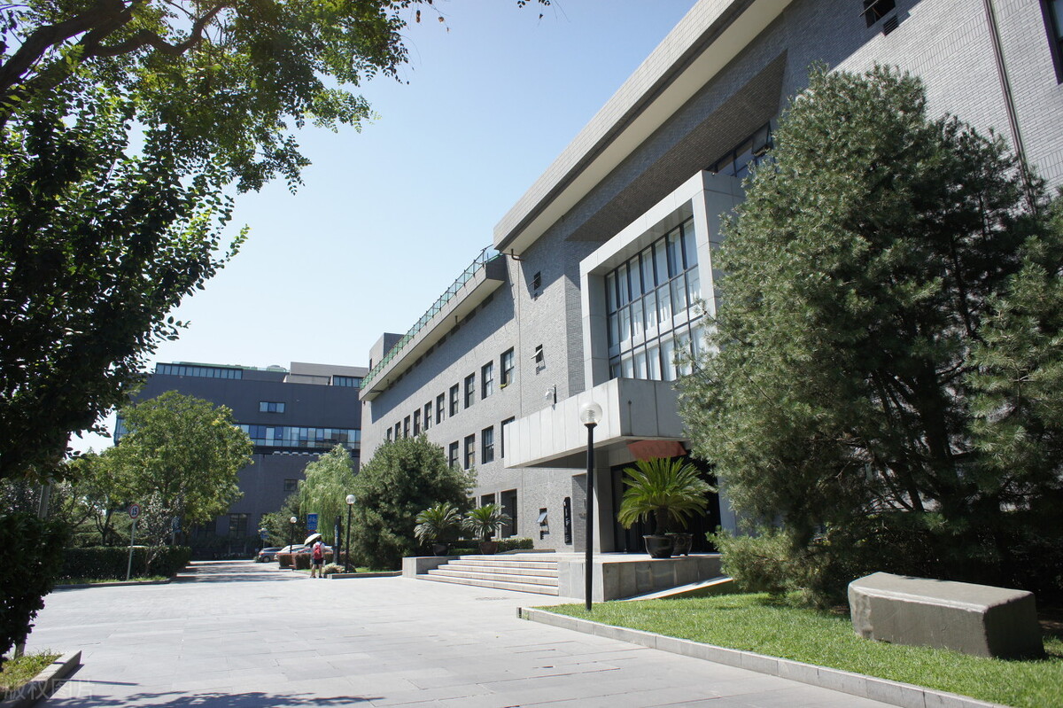 中央美术学院2022合格分数线，一分一段统计数据，你进小圈了吗？