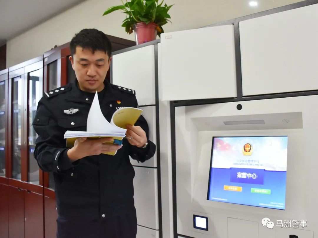 比“帅”更帅的是:他还有故事....