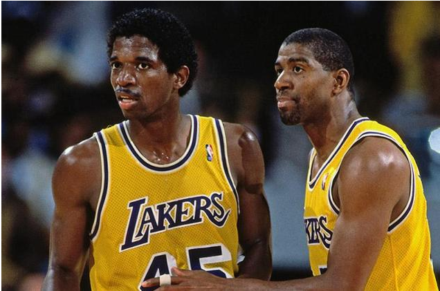 阿朗佐·莫寧的腎（NBA十大鐵人，現役第一人、歷史第一人上榜，第一百年難遇神人）