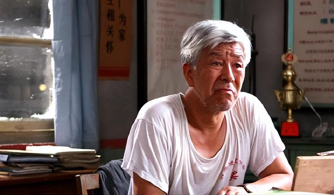 "我退休金,大女儿领1年,二女儿领1年",张洪杰晚年生活还好吗