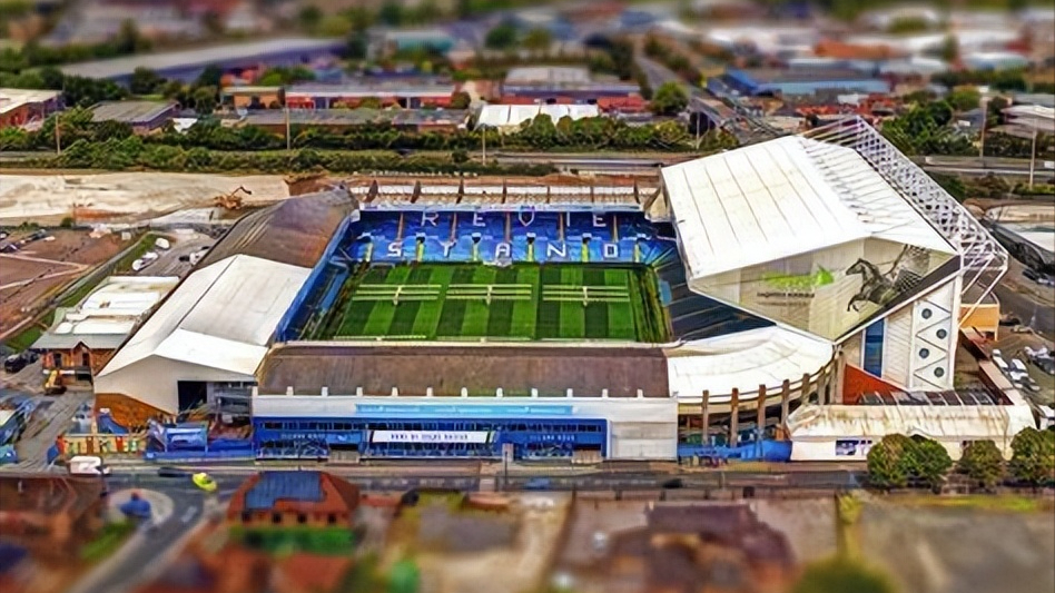 英超球场座位数（英超联赛20座球场巡礼）