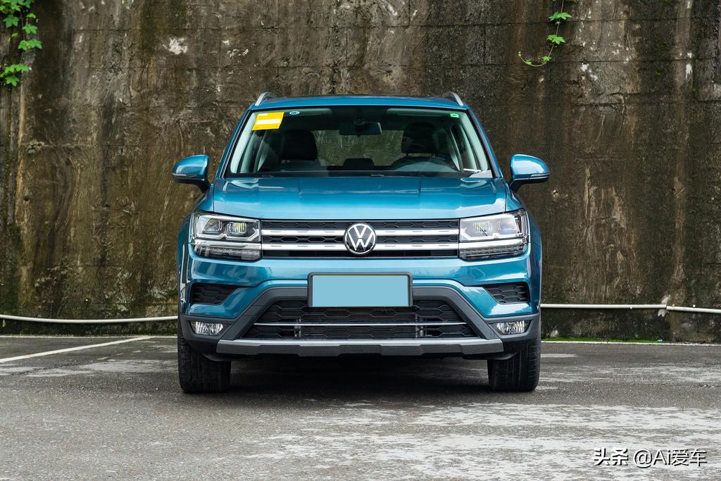 2.0T带四驱，德系高配大空间家用SUV,价格不错油耗不高，大众途岳