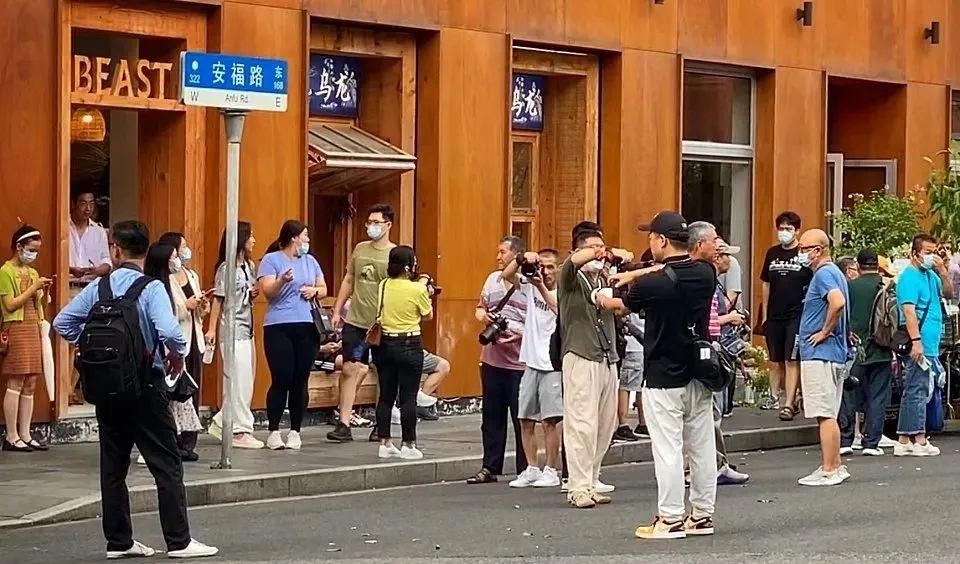 拍风景，但别煞风景