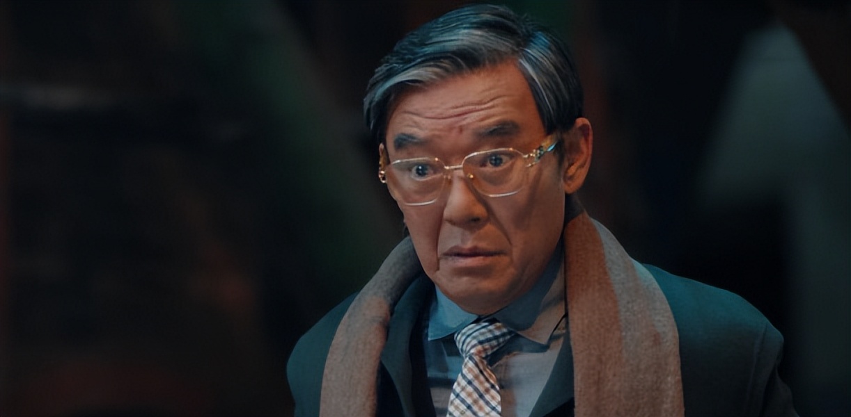 向张颂文道歉后,李立群公开批评郝蕾演技差,网友:记吃不记打