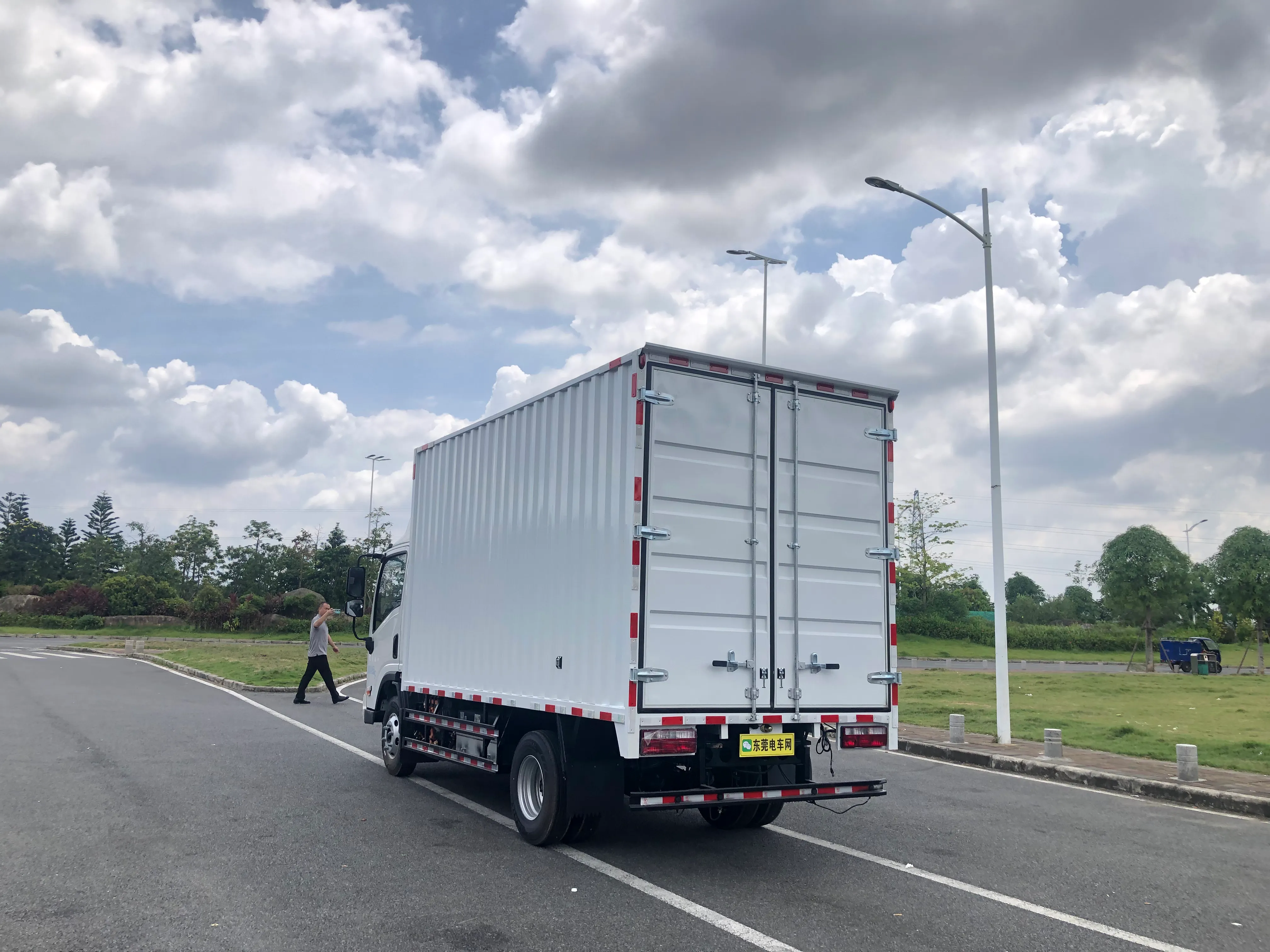 厉害! 吉利远程GLR新能源商用车,发布六月战绩夺四个第一-寮步媒体