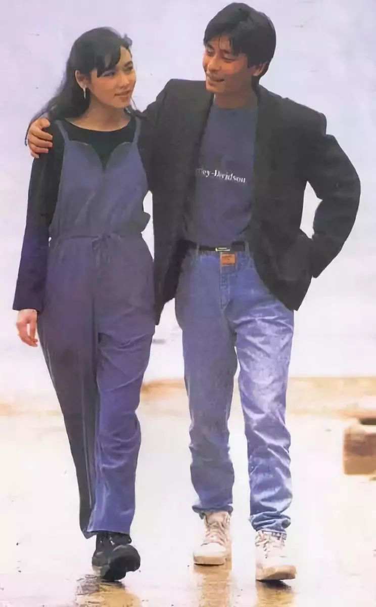 王杰2001年后嗓子变了谁下的毒 王杰2001被下了什么毒-好经验