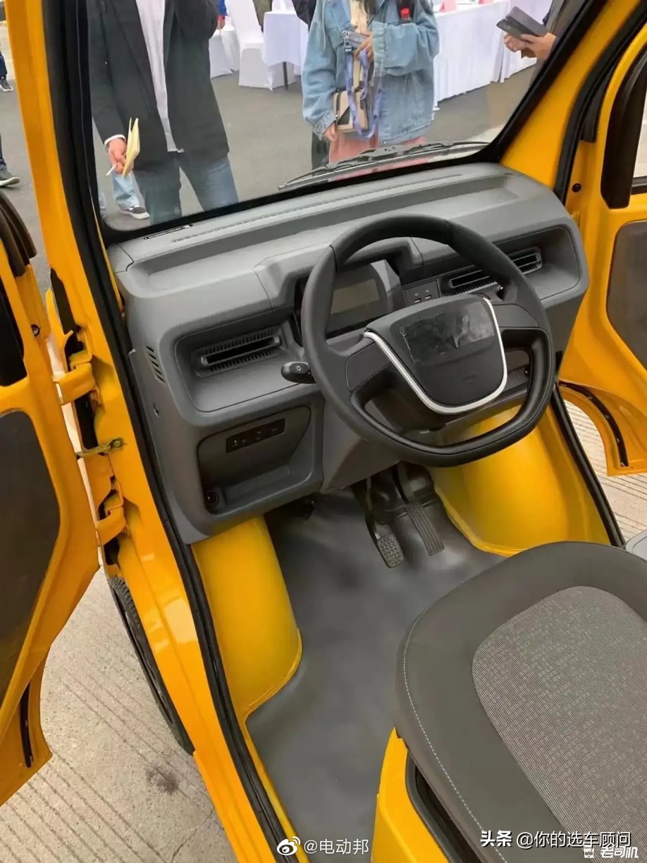 ev,结合营销手段目前销量尚可,e50则是宏光miniev,可以说这是五菱最