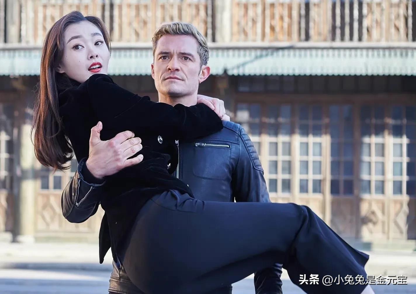 宋轶这一身黑色造型很酷