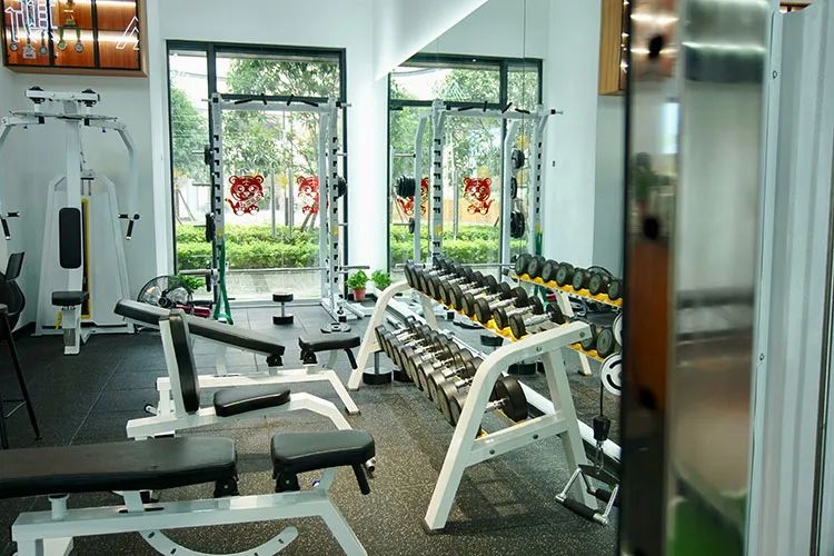 斯迈健身工作室成为IFBB职业和IBFA双项国际认证体系授权培训基地