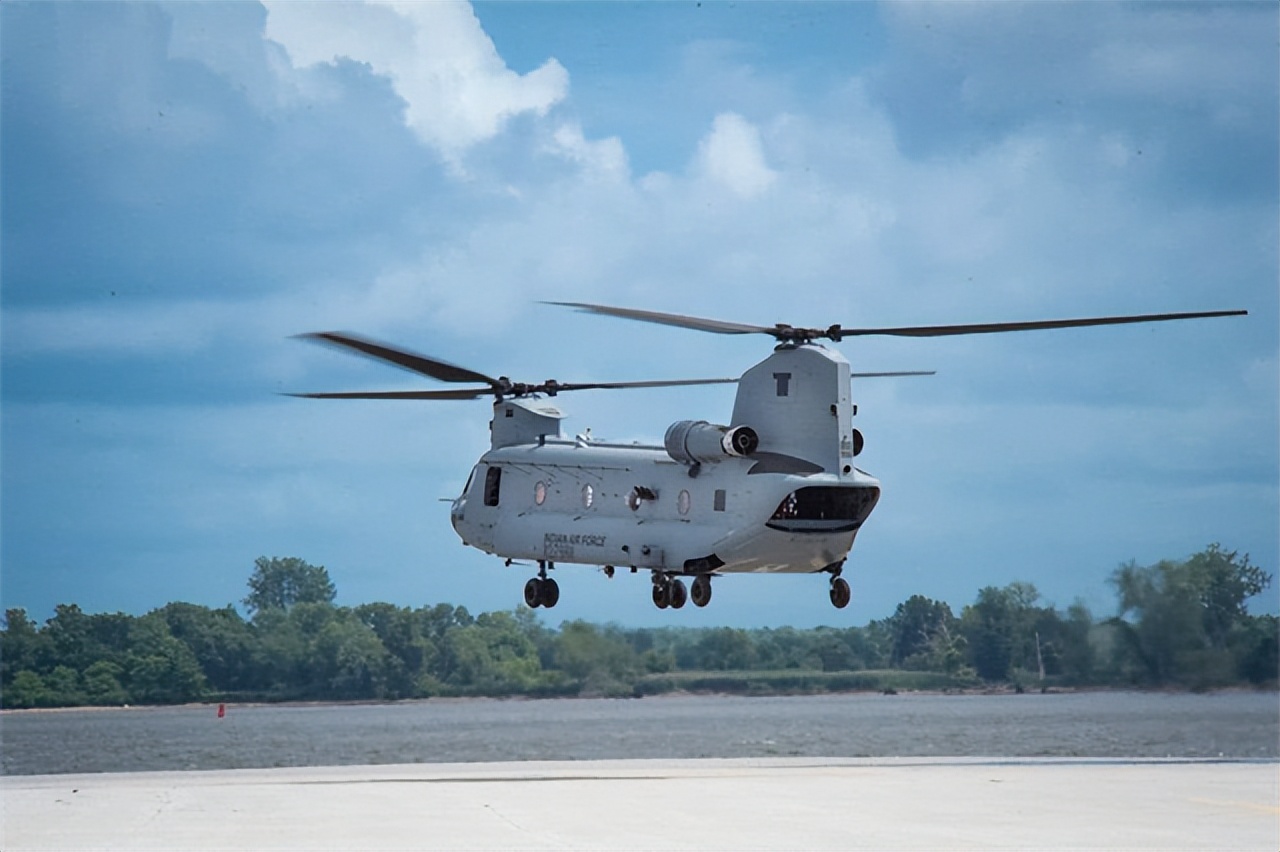 双旋翼横列式直升机图片