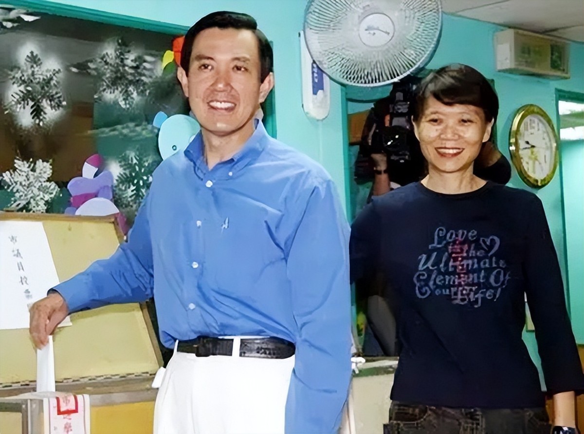 马英九出生在中国香港，祖籍是哪？他说：和毛主席的老家隔两里路