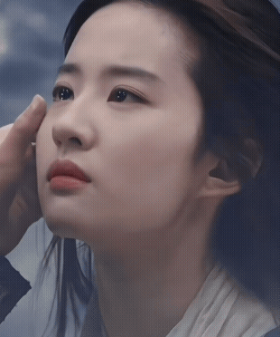 刘亦菲神仙落泪太养眼 为什么有人连哭都那么美
