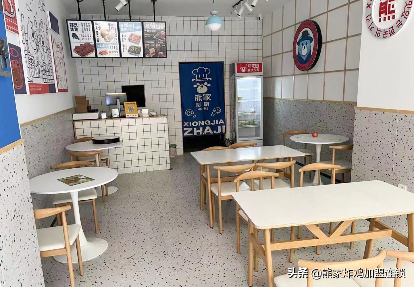 学校门口卖什么小吃好，当然是炸鸡啦