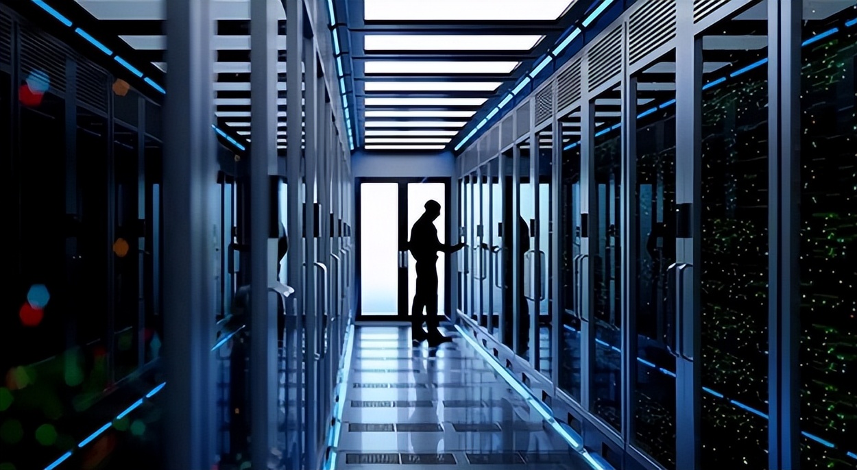 “碳”路未来数据中心，施耐德电气的三条金句