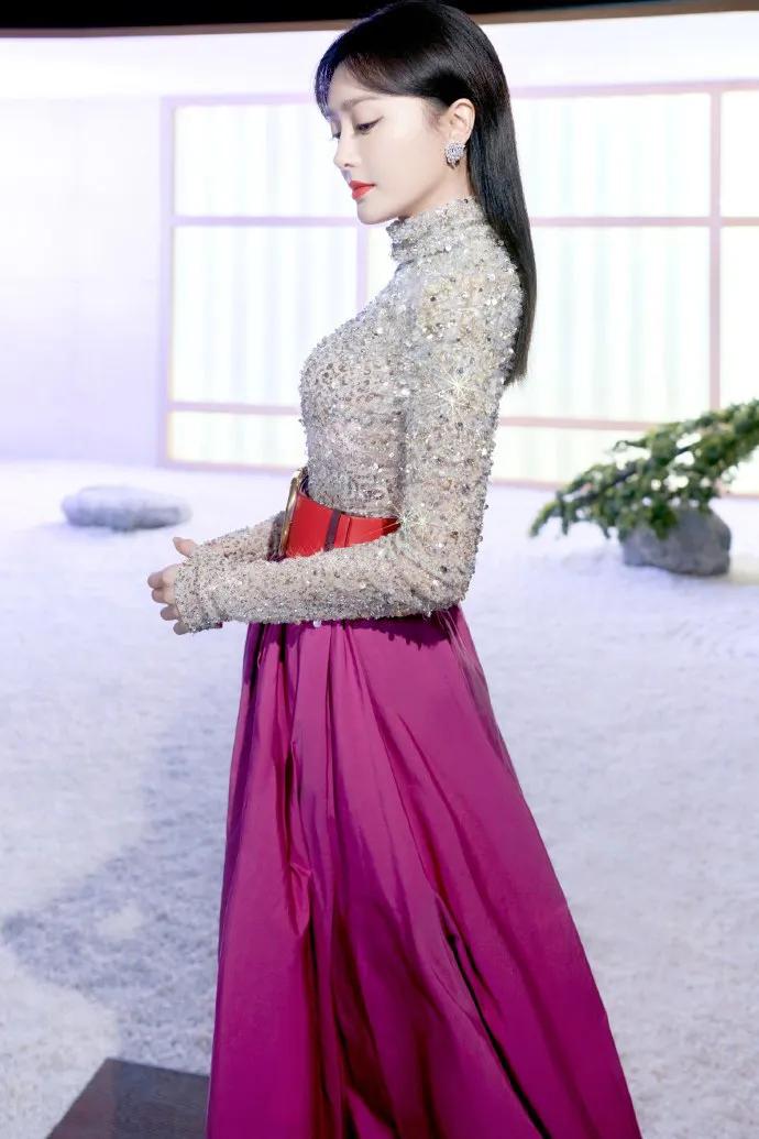 秦岚一滴泪，天上一颗星